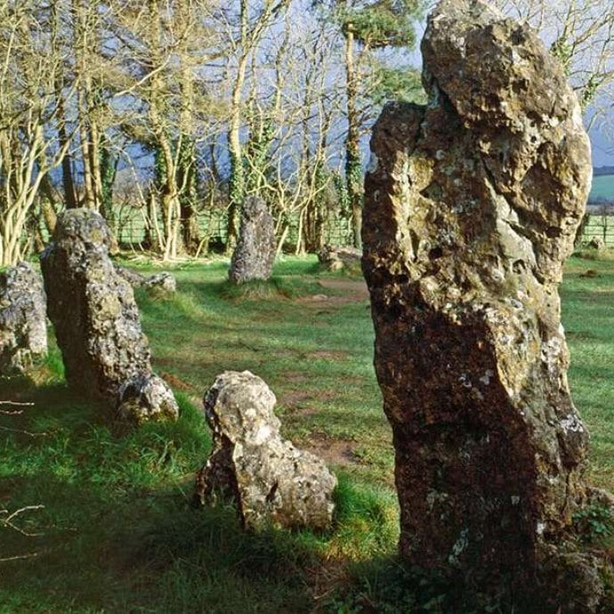 rollright stones red lion